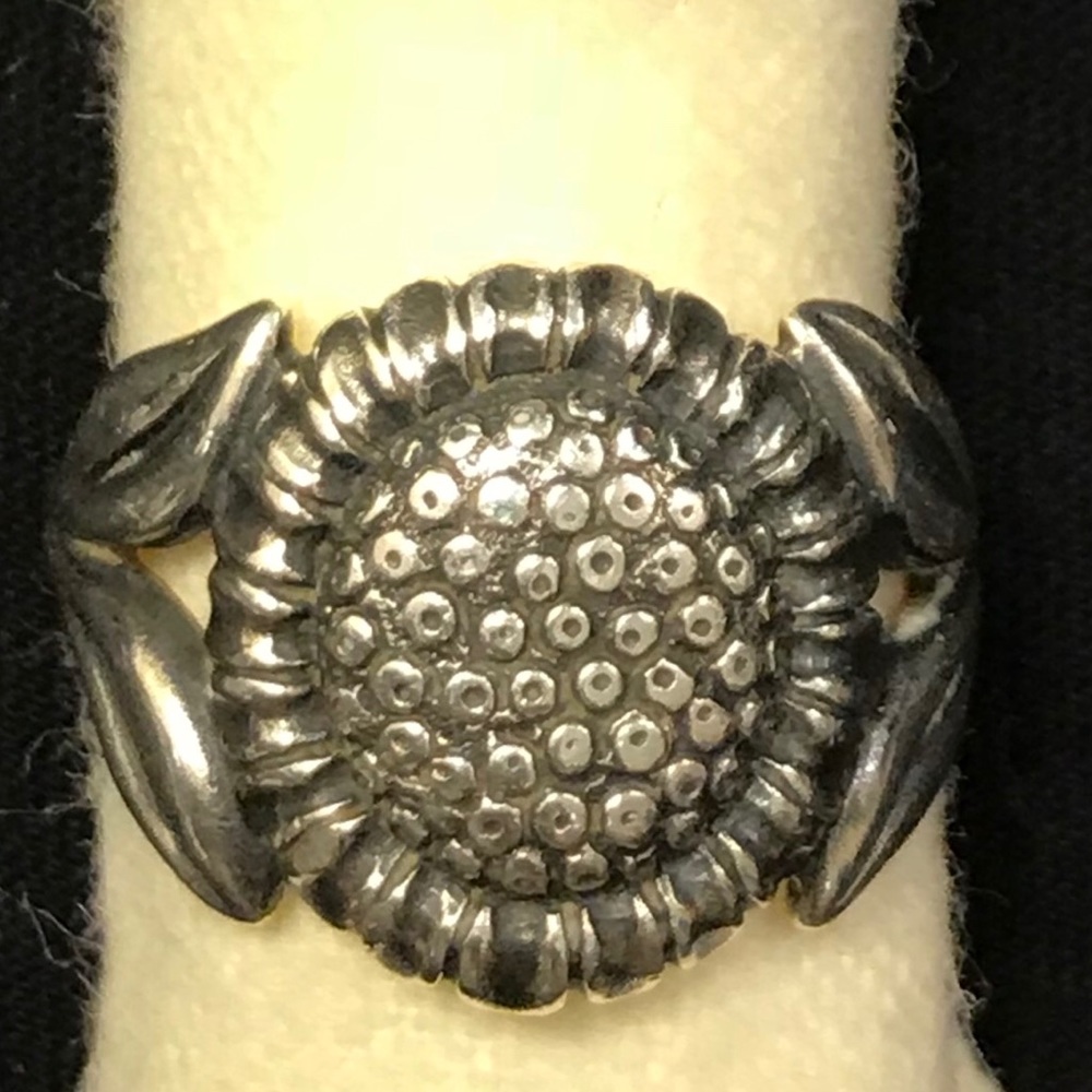 SOLD James Avery sunflower ring RETIRED 9.5